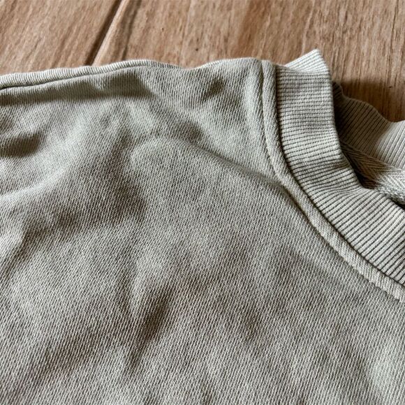 Forever 21 Women's Light Green Oversized Crewneck Sweatshirt M - Picture 2 of 3